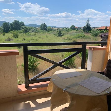 Apartment At St. Nicholas Complex-Igora Черноморец Екстериор снимка